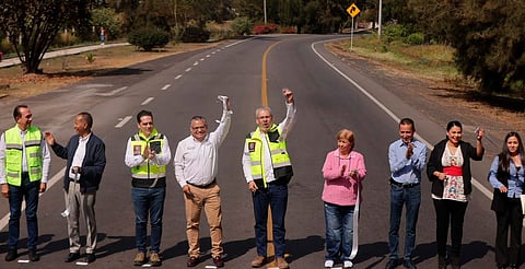 Inaugura Bedolla rehabilitación carretera Tocumbo-Cotija; impulsa el desarrollo regional