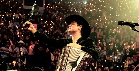 FB/Alfredo Olivas Oficial