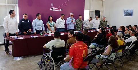 Autoridades estatales y federales acompañaron la entrega