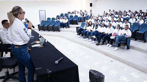 Yarabí Ávila convoca al equipo de trabajo de la UMSNH a formar un frente contra la violencia de género