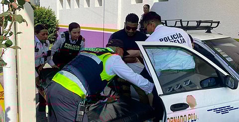 Policía de Morelia auxilia a mujer inconsciente y agiliza su traslado a hospital