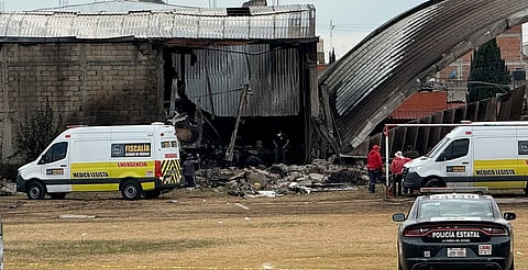 Localizan caja negra del jet estrellado en Toluca; AFAC inicia investigación