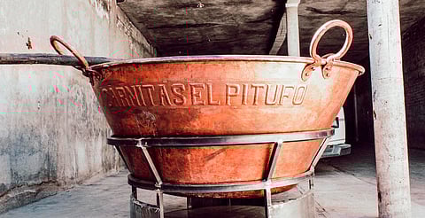 Atapaneo cerrará el año con una tonelada de carnitas para las Fiestas Patronales