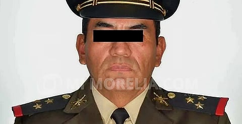 Emite FGE ficha de búsqueda contra José Manuel Jiménez, jefe de escoltas de Carlos Manzo, desaparecido desde el crimen