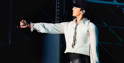 G-Dragon y Alan Walker Presentan Remix de 'Too Bad' en los MMA 2025