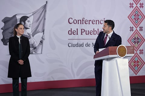 ISSSTE habilita tres primeros consultorios del Plan Michoacán por la Paz y la Justicia: Martí Batres