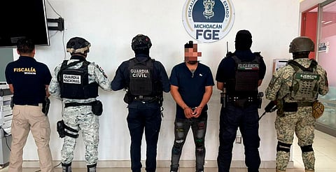 SSP detiene a 3 hombres en Zamora y Jacona; asegura arma de fuego y droga
