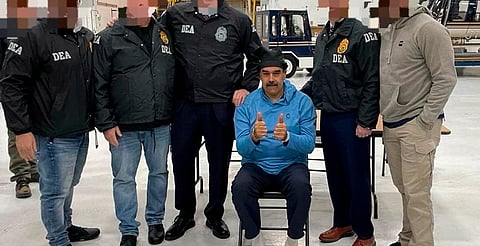 ¡Esposado y deseando un Feliz Año Nuevo! Revelan primeros videos de Maduro en New York