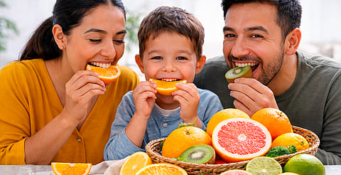 ¿Frío? Refuerza tus defensas este invierno con frutas ricas en vitamina C