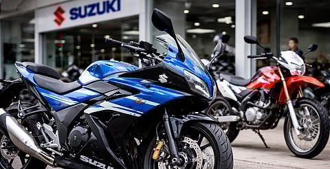 ¡Atención bikers! Suzuki llama a revisión por riesgo en frenos y encendido