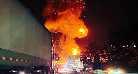Explota pipa de gas en autopista México-Querétaro; cierre total en ambos sentidos