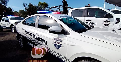 Entrega Bedolla 60 patrullas a 35 municipios y Guardia Civil en Michoacán