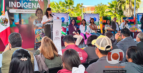 Pide Gabriela Molina compromiso a maestros de educación indígena