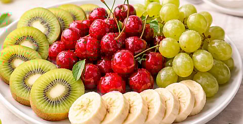 Estas frutas estimulan la melatonina y la serotonina de forma natural