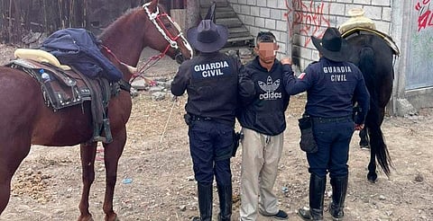 Detienen a hombre con cristal en Morelia durante patrullaje a caballo