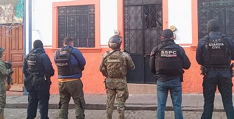 En operativo FGE asegura narcóticos e indicios relacionados con narcomenudeo en Uruapan