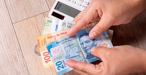 Remesas en México caen 4.6% en 2025 y rompen racha de 11 años