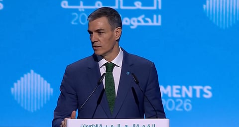 Menores fuera de redes: España alista nueva ley de restricción digital