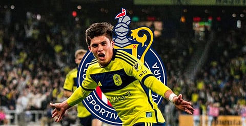 Chivas refuerza su medio campo con Jonathan Pérez