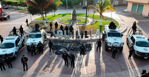 Entra Guardia Civil a Naranjo de Chila; Aguililla mantiene libre tránsito