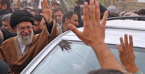 Irán confirma muerte de su líder Alí Jameneí y anuncia 40 días de luto