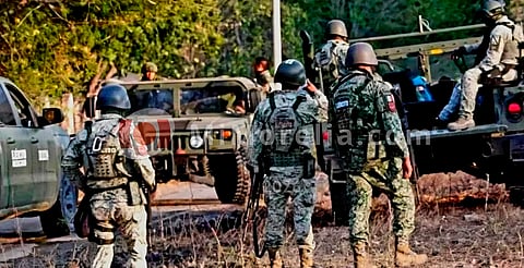 Dos criminales abatidos por Defensa durante enfrentamiento armado, en Apatzingán