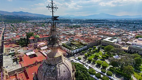 Prevén chubascos en Morelia durante este Sábado de Gloria