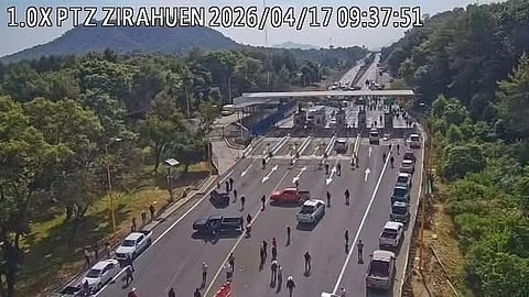 ¿Vas a viajar? Cierran totalmente autopista Siglo XXI en caseta Zirahuén