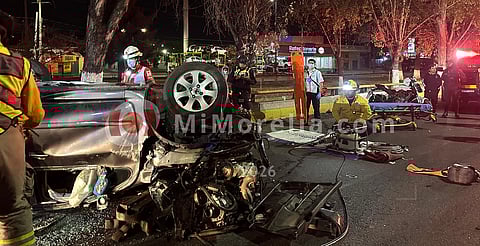 Conductor quedó prensado tras volcadura en el Libramiento Norte de Morelia
