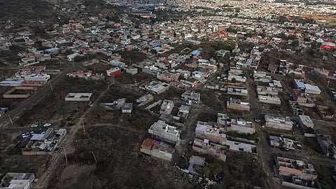 La mancha urbana avanza sobre las faldas del Quinceo