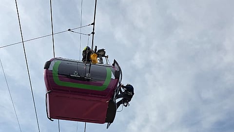 Paramédicos michoacanos se certifican en rescate especializado en teleféricos