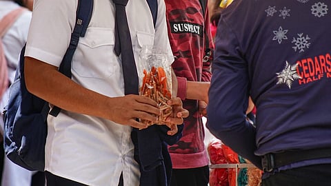 Alerta en escuelas: obesidad, caries y mala visión afectan a niños en México