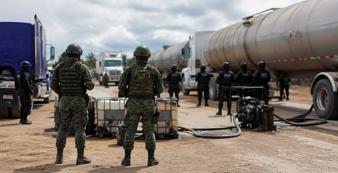 Red de huachicol desmantelada: FGR asegura millones de litros de combustible y detiene a 14