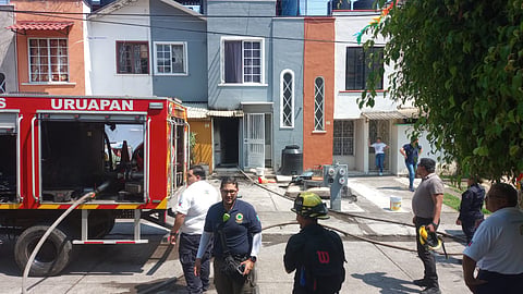 Atienden incendio en casa de Uruapan; piden revisar instalaciones eléctricas