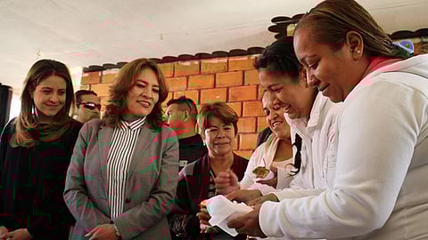 Autoridades realizaron la entrega de juguetes (Foto: ACG)