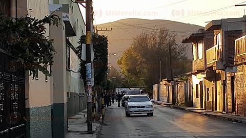 Los hechos ocurrieron cerca de las 17:15 horas, sobre el Par Vial, entre las calles Josefa Ortiz de Domínguez y Aquiles Serdán