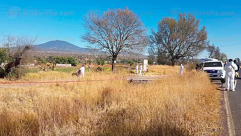 El fallecido estaba tirado muy cerca de la carretera Tiripetío-Morelia