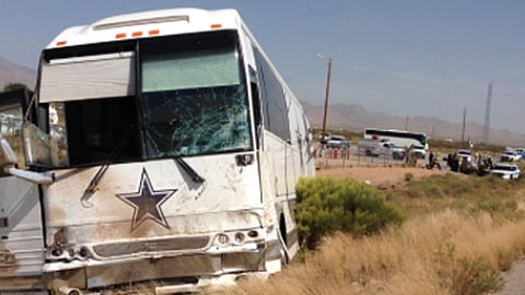 En el vehículo viajaban trabajadores del equipo y quienes se dirigían a un evento en Las Vegas (Foto: @dps_pio_mehr)
