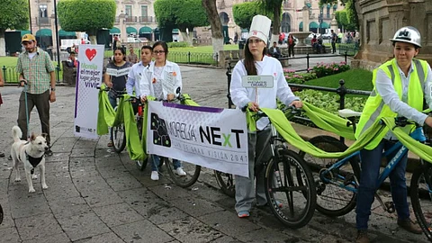 El equipo del Instituto y un grupo de jóvenes voluntarios personificaron a ciudadanos con distintas características (Foto: ACG)