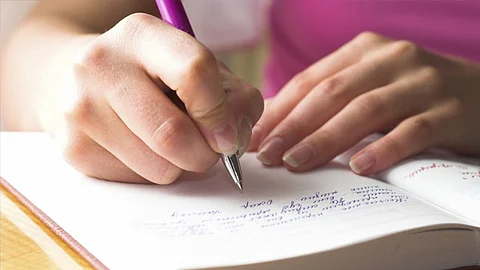 También pueden solicitar becas las y los estudiantes de nuevo ingreso a la educación media superior
