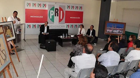 También se realizó una exposición de algunas obras originales del maestro Alfredo Zalce y de una de sus alumnas, Tina Díaz