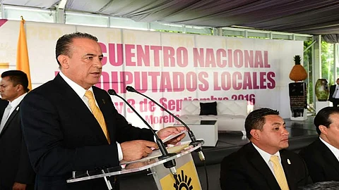 Destacó que en los Congresos Locales, se tienen responsabilidades y preocupaciones comunes entre los legisladores de su partido