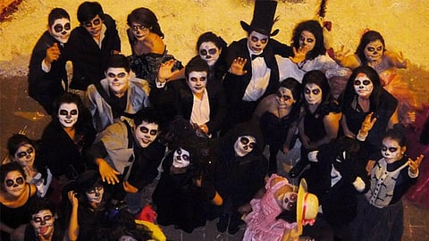 Habrá premios a los mejores disfraces de Catrín y Catrina (Foto: UMSNH)