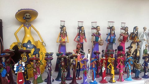 Durante la Feria de la Catrina se venden por lo menos 300 piezas