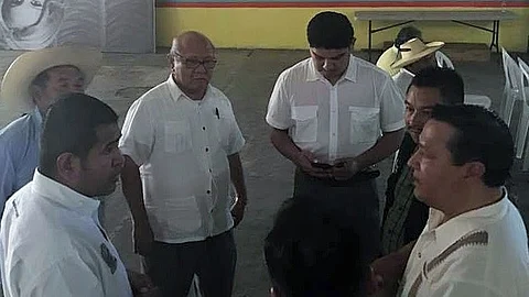 Hay procesos de pérdida lingüística, pero también de indolencia social, señalaron las autoridades