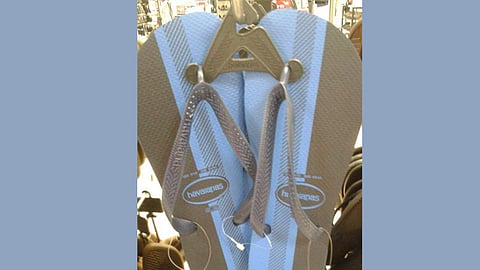 ¿De qué color las ve? (Foto:@positivedemi)