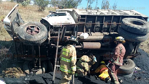 Se dirigían a realizar trabajos de bacheo