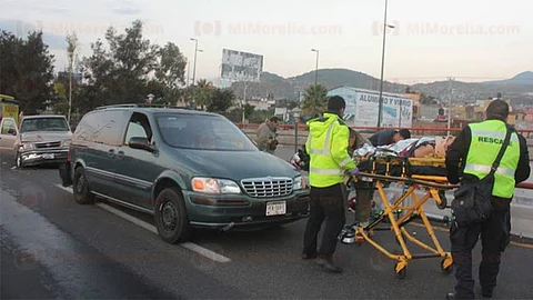 El motociclo se estrelló contra una camioneta (Foto: RED 113)