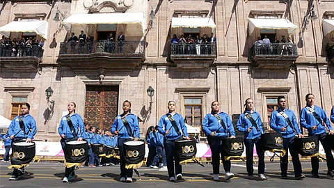 Galería: Colorido revolucionario en el desfile del 20 de noviembre en Morelia