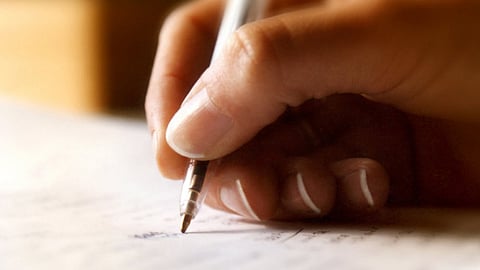 Se busca otorgar certidumbre jurídica para quienes ejercen su profesión